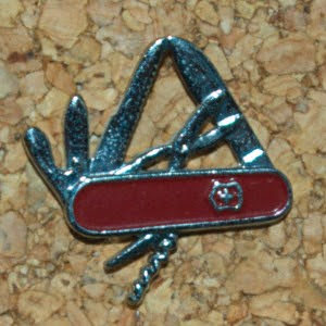 Pin's Couteau Suisse Victorinox (01)